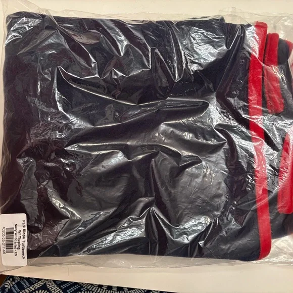 Dudley Stephens Navy Park Slope with Red Tipping in Vello Fleece NWT - Picture 5 of 5